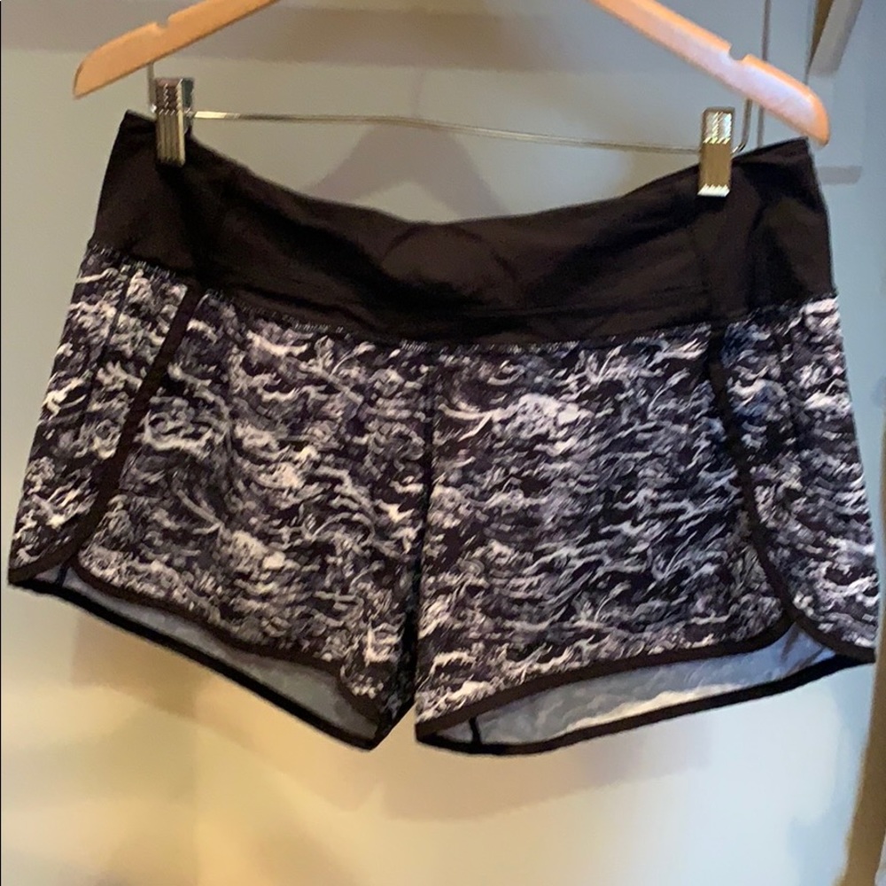 lululemon athletica Black and White Printed Women's Shorts